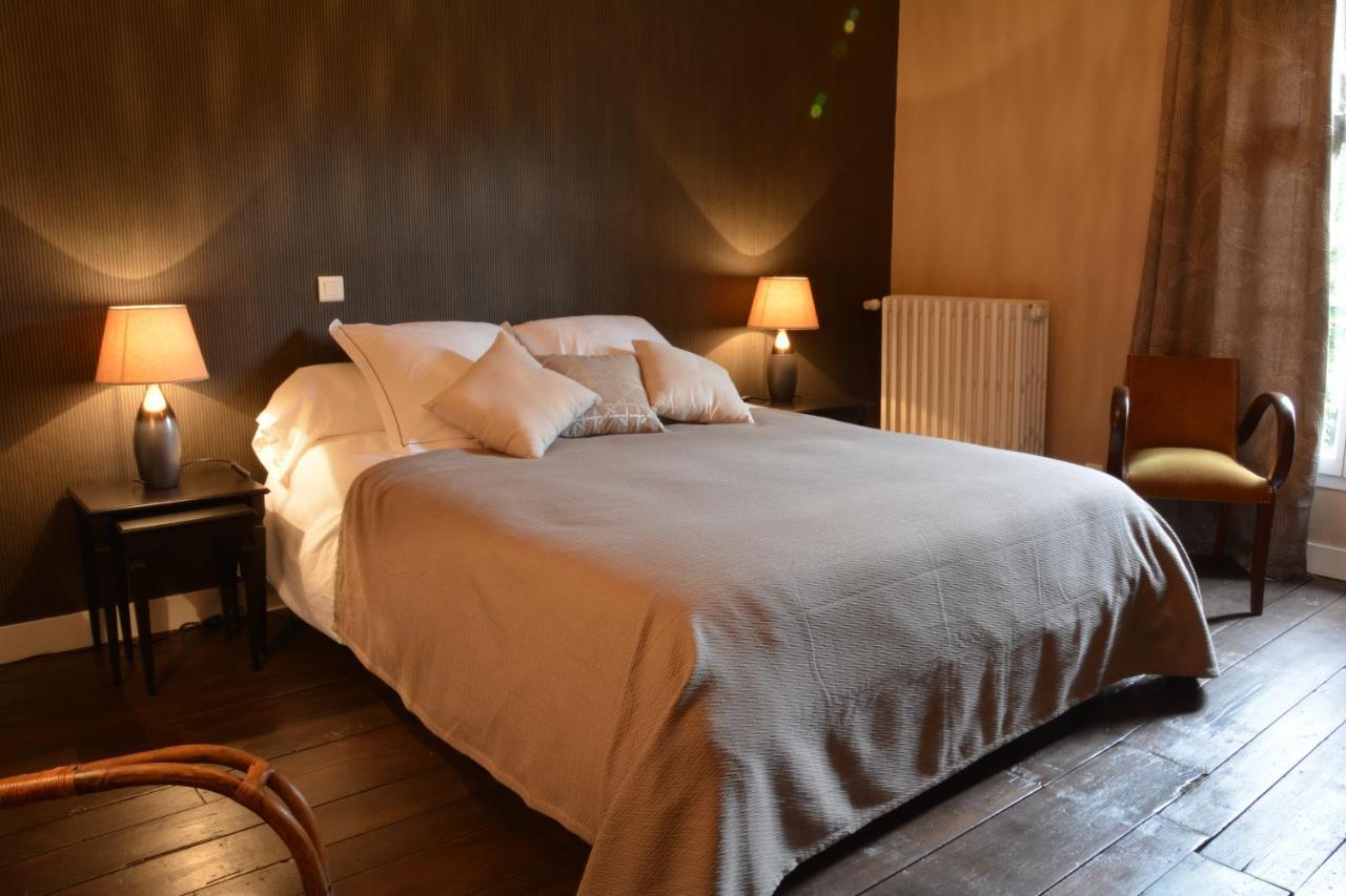 Ainsi de Suites Reugny  Extérieur photo